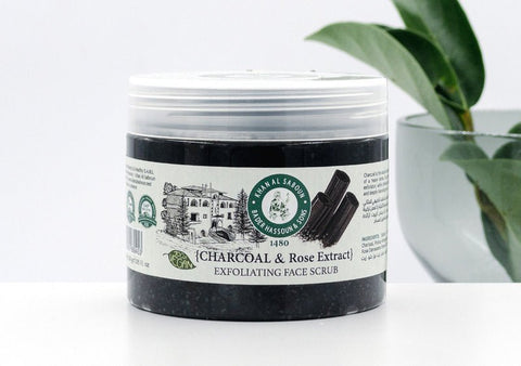 Charcoal & Rose Exfoliating Body Scrub - be - natura.ae